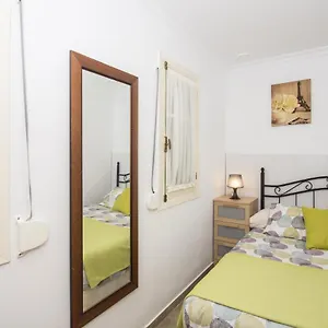apartamento-feduchy-by-cadiz4rentals-11005.es-andalucia.com/